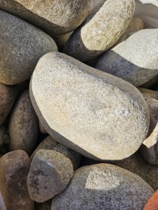 otoczak granit gruby